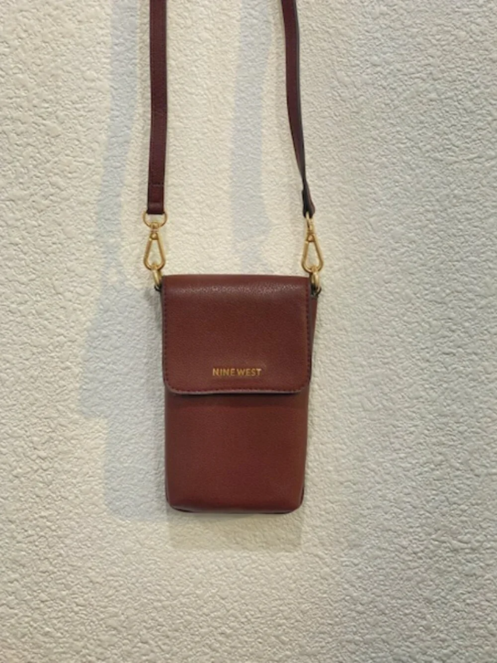 Nine West 3pc Set Burgundy Pebbled Phone Crossbody Wallet Card Case NEW - Picture 3 of 13